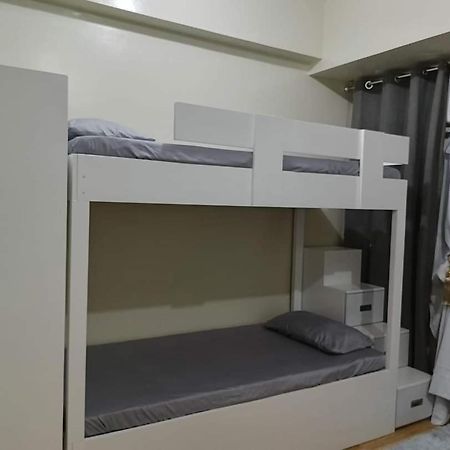 Budget Accommodation Holland Park Condominium Southwoods Binan Laguna Jalang Kültér fotó