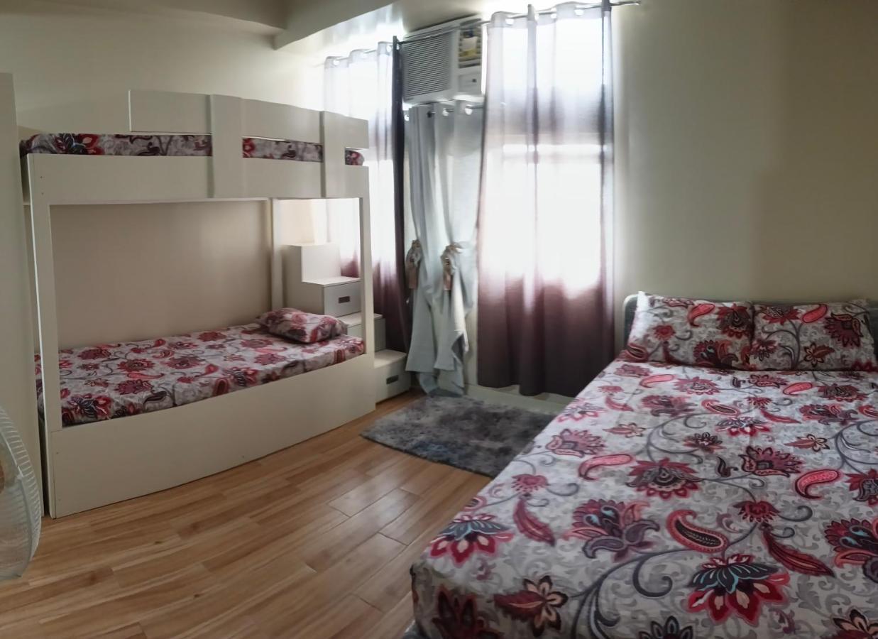 Budget Accommodation Holland Park Condominium Southwoods Binan Laguna Jalang Kültér fotó