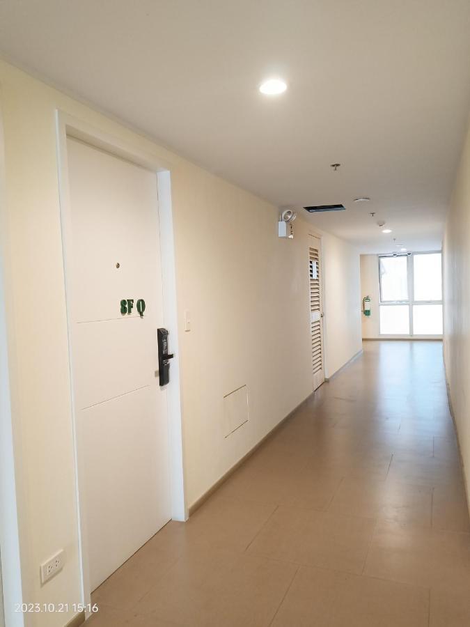 Budget Accommodation Holland Park Condominium Southwoods Binan Laguna Jalang Kültér fotó