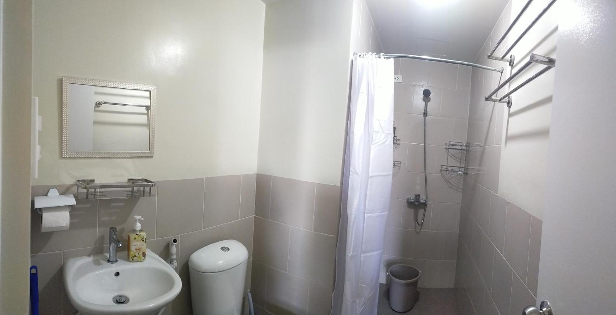 Budget Accommodation Holland Park Condominium Southwoods Binan Laguna Jalang Kültér fotó